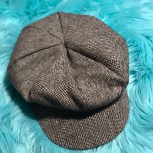 Brown hat small